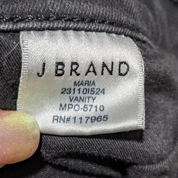J Brand | Maria plus size hi-rise Vanity skinny jeans in black - Picture 7 of 11